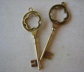 2PCS - Gold Color Key Charms - Lead and Nickel Free - 77mm - Findings by ZARDENIA