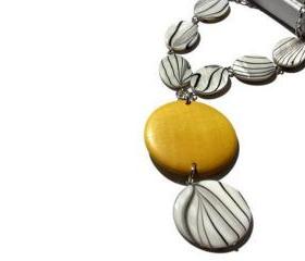 Chunky necklace in yellow, black and white lake shells and wood beads. Pendant necklace. Wood necklace.