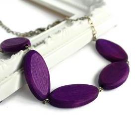 Purple chunky bead necklace. Oval wood beads.