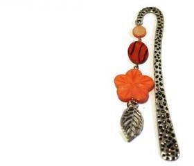Metal bookmark with pendant. Beaded tangerine orange bookmark. Ready to ship.