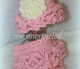 Lotsa Ruffles diaper cover and hat set