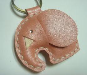 New Laura the Elephant Leather Keychain ( Metallic Pink )
