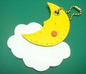 Mandy the Moon Leather Bag Charm ( Yellow )