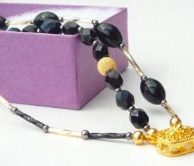 Black and Gold vintage style glamour bracelet