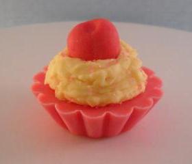 Candle Tart Melts Pink Lemonade Scented Set of 3 Made With All Natural Soy Wax