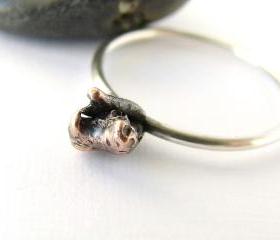 Minimalist ring. Freeform copper nugget and sterling silver band