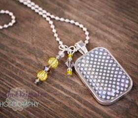 Sweet & Simple Yellow/Gray Pendant Necklace