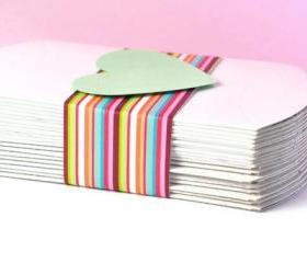 20 gloss white pillow boxes . favor box . plain . small . 3D . weddings . gift wrap . organization . art projects . crafts