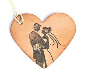 100 wedding wish tree tags . gift tags . bride and groom . hang tags . labels . wedding decor . favors . heart . kraft . love