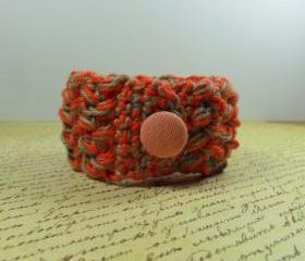 Handmade crochet braclet - orange & beige
