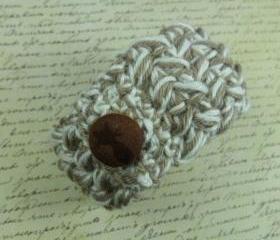 Handmade crochet bracelet - white & beige