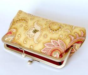 Silk Lined Floral Frame Kisslock Clutch