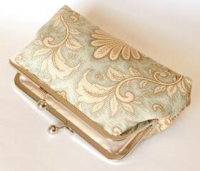 Silk Lined Floral Frame Kisslock Clutch