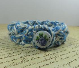Handmade bracelet - blue & white