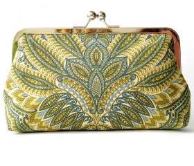 Kisslock Clutch Silk Lined Green Peacock