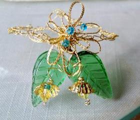 Bracelet Brass Wire Crochet green glass leaves blue and yellow fire polished beads