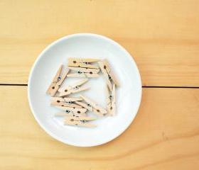 20 Clothespins, wood clip, Small size