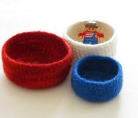 Nautical felted bowl / red blue white / 3 nested bowls