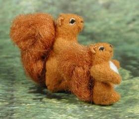 Tiny FABRIC Red Squirrel Family