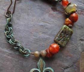 Fleur de Lis Spice Bracelet