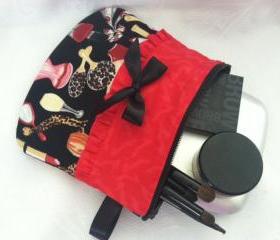 Ruffled Cosmo Pouch