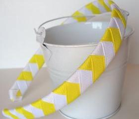 Sunshine Chevron Headband: half inch wide woven headband with white and sunshine