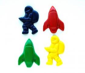 Outer Space Party Favors - Package of 12 Rocket Ship Astronaut Shaped Crayons