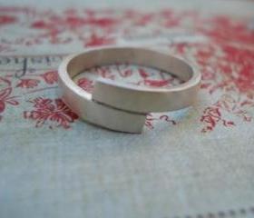 simple silver ring