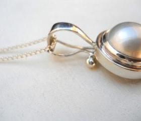 pearl necklace pearl pendant mabe pearl necklace