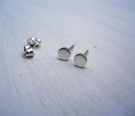 round studs round posts earrings Free shipping