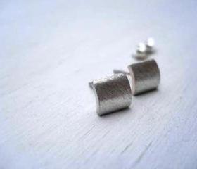 Modern contemporary studs earrings - Free Shipping