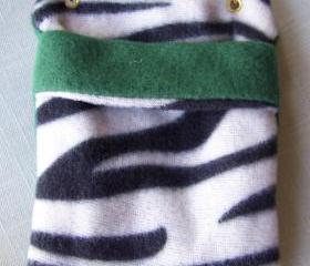 FLEECE BONDING POUCH for Small Pets - Green with Black and White Zebra Stripe patterned Fleece - 4.5 x 6 inches