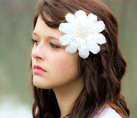 White Bridal flower clips, bridal rhinestone flower, wedding flower clip