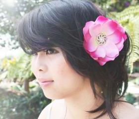 pink flower clip, magnolia hair clip, wedding hair clip, bridesmaid hair, prom hair clip, rhinestone hair clip