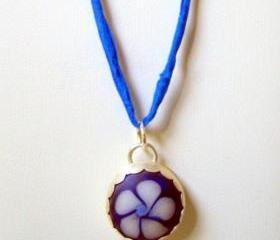 Pendant - Blue Vinca Artisan Glass Flower
