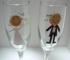 Bride and Groom Champagne Flutes Handpainted Personalized