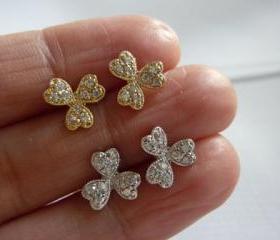 clover stud earrings-clover studs-clover diamond cz stud earrings-tiny flower studs-gold clover earrings-silver clover studs