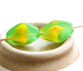 Vintage Large Lemon and Lime Givre Glass Beads