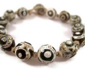 Bracelet, Tibetan Agate Gemstones Tied on Twine, Closes with Loop, Hunter Green and Tans, Nature Inspired, Unisex Jewelry