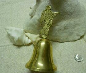 Brass Brass Angel Bell to Decorate
