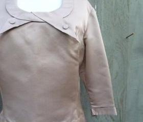 1950s Mad Men Button Back Blouse in Tan