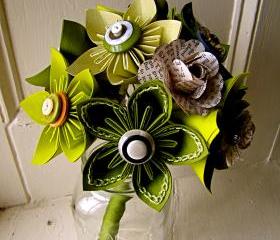 Green Kusudama and Rose Folded Paper Flower Bouquet for Wedding or Events by The Little Red Button