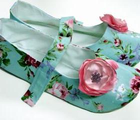 Easy Sewing Pattern for Woman's Mary Jane Shoes