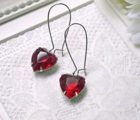 Sale. Vintage Ruby Red Glass Jewel Earrings. Heart Shape. Romantic. Love