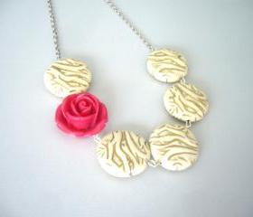 rose and beige necklace