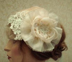 Champagne Hair Flower Hair Clip / Bridal Accessories, Bridesmaids, Weddings
