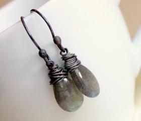 SALE--PEBBLE NUIT--Gray Labradorite and Oxidized Sterling Silver Teardrop Earrings 