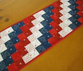 Quilted Table Runner Patriotic