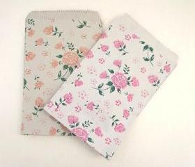 L Size 2 colors pink and coral 19 cmX13cm Set of 30 vintage flower printed flat paper gift bags gift wrap