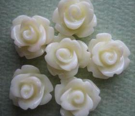 6PCS - Mini Rose Flower Cabochons - 10mm - Resin - Vanilla - Cabochons by ZARDENIA